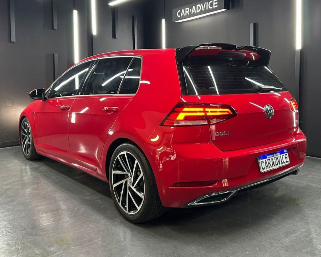 Volkswagen Golf Usado en Córdoba, deRuedas