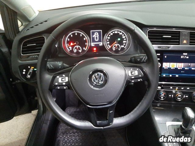 Volkswagen Golf Usado en Mendoza, deRuedas