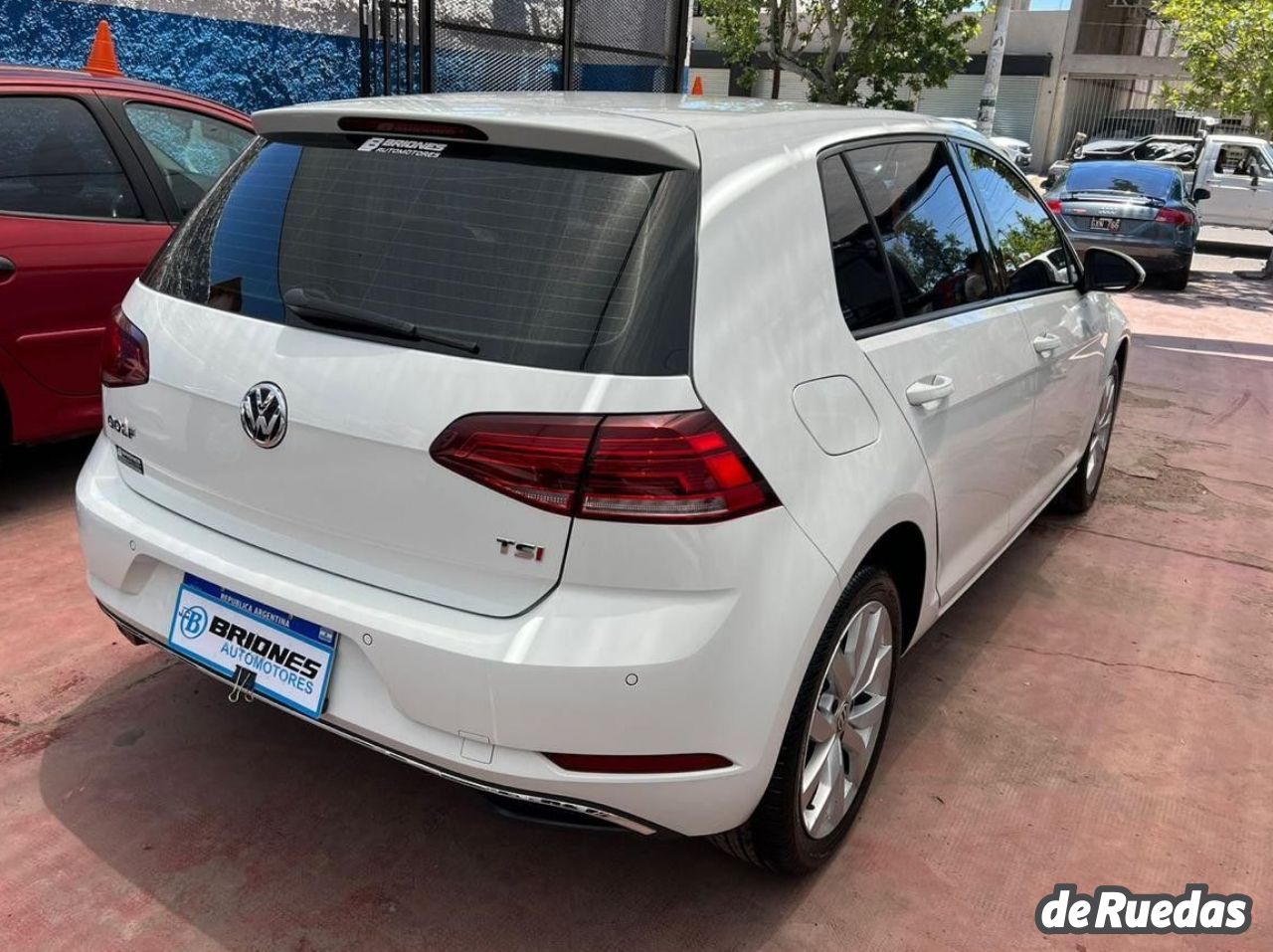 Volkswagen Golf Usado en Mendoza, deRuedas