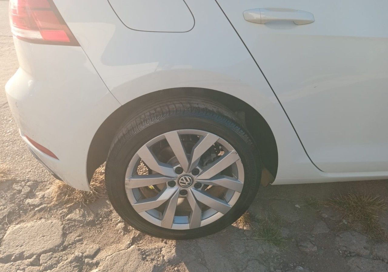 Volkswagen Golf Usado Financiado en Córdoba, deRuedas