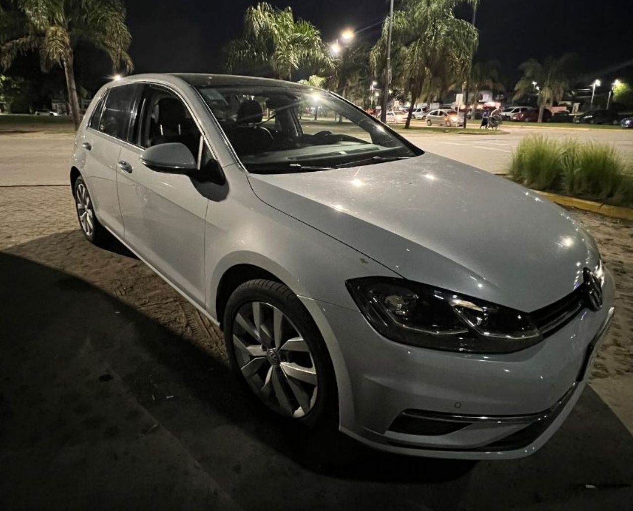 Volkswagen Golf Usado en Buenos Aires, deRuedas