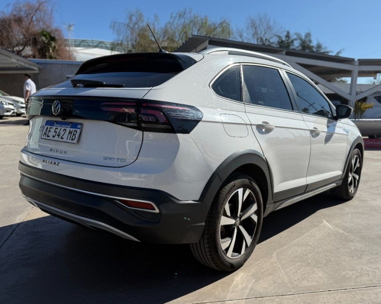 Volkswagen Nivus Usado en San Luis, deRuedas