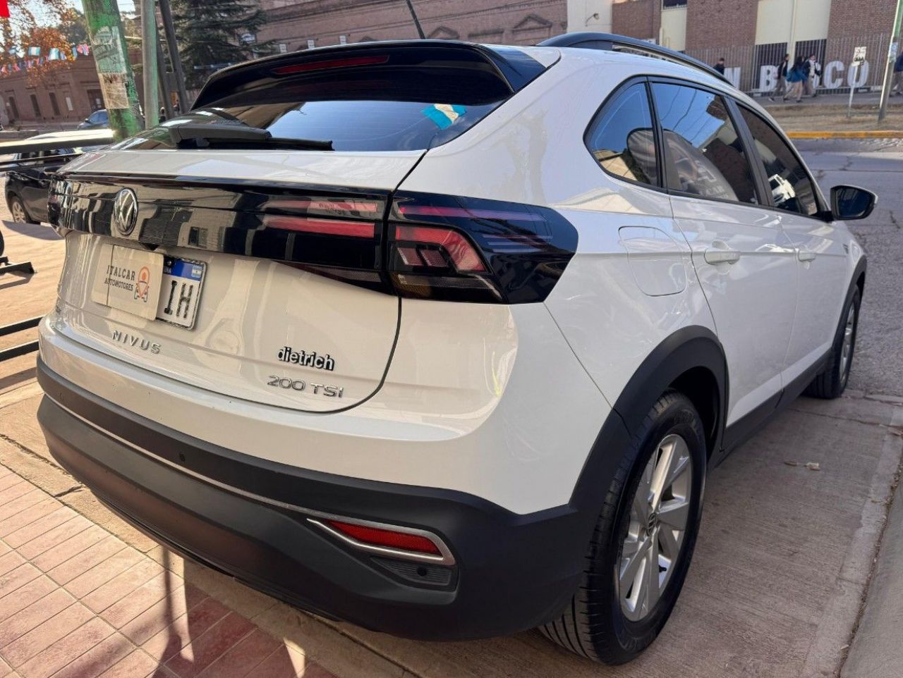 Volkswagen Nivus Usado Financiado en Mendoza, deRuedas