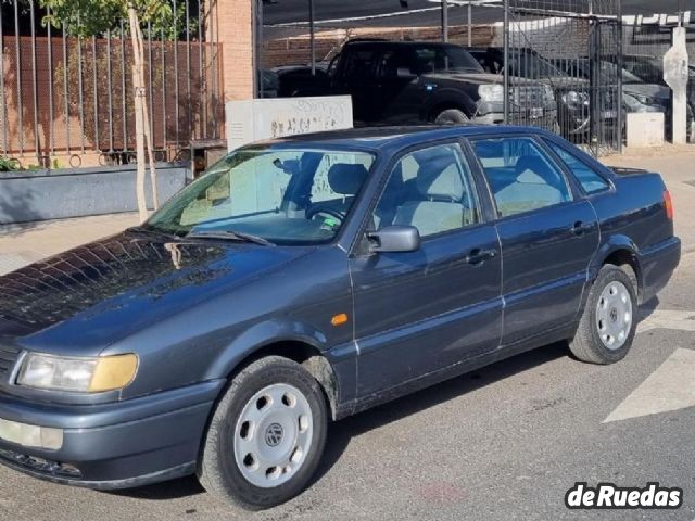 Volkswagen Passat Usado en San Juan, deRuedas