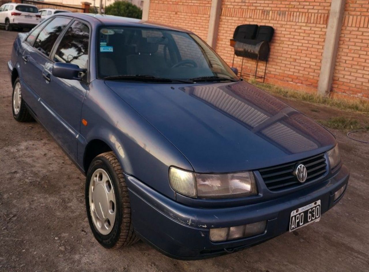 Volkswagen Passat Usado en Mendoza, deRuedas