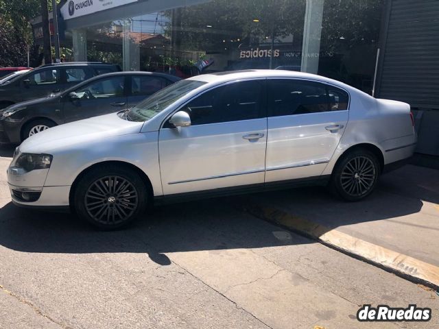 Volkswagen Passat Usado en Mendoza, deRuedas