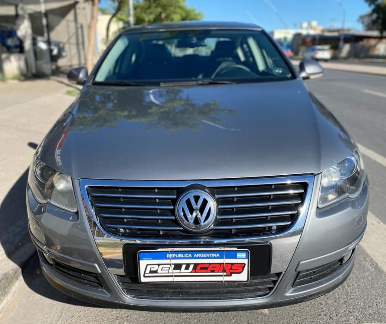Volkswagen Passat Usado en San Juan, deRuedas