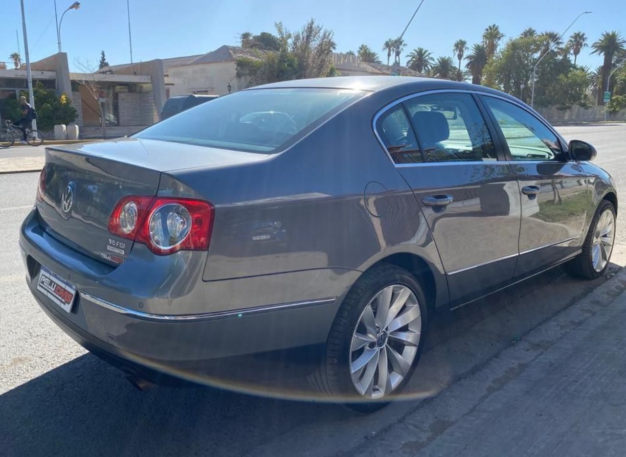 Volkswagen Passat Usado en San Juan, deRuedas