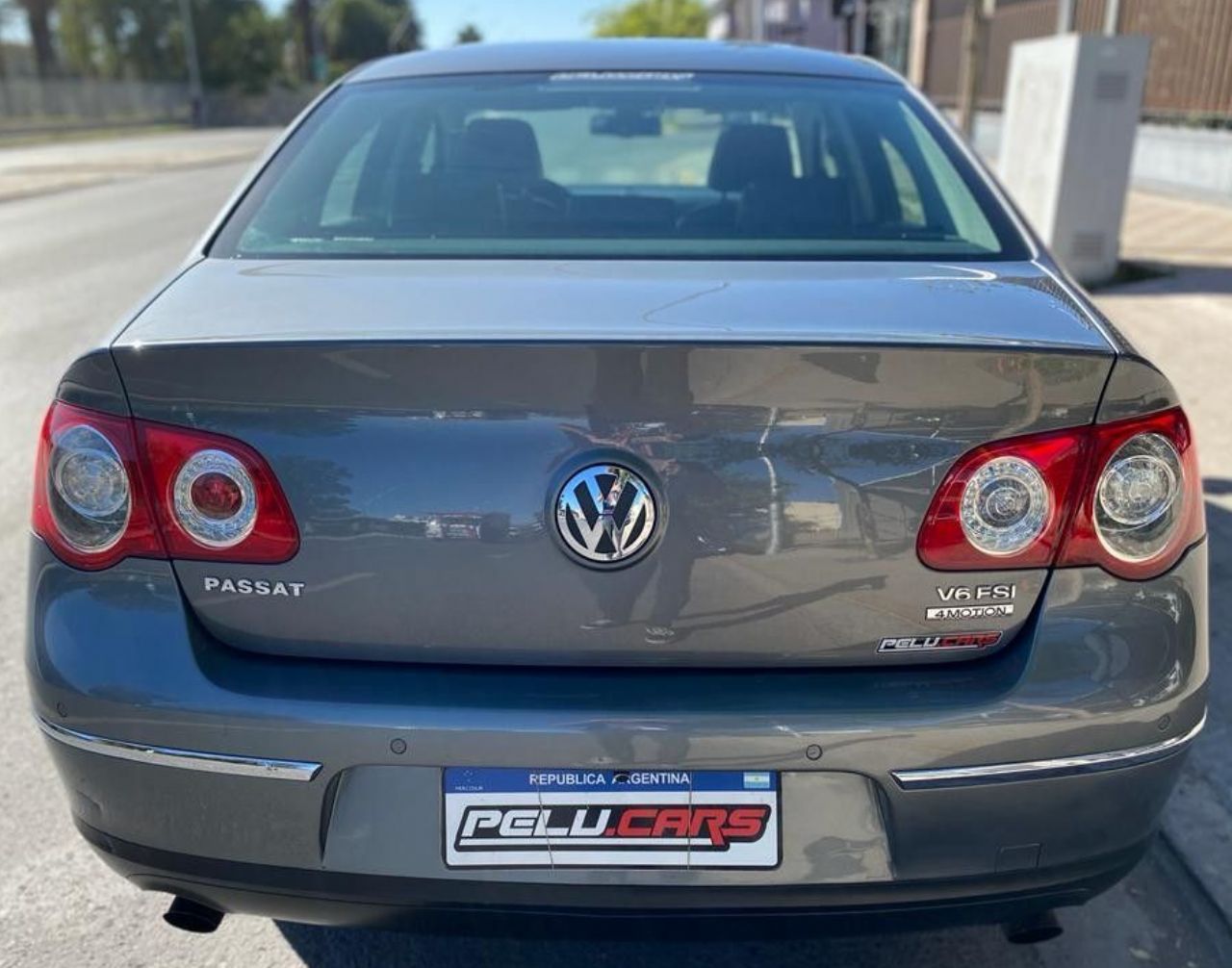 Volkswagen Passat Usado en San Juan, deRuedas