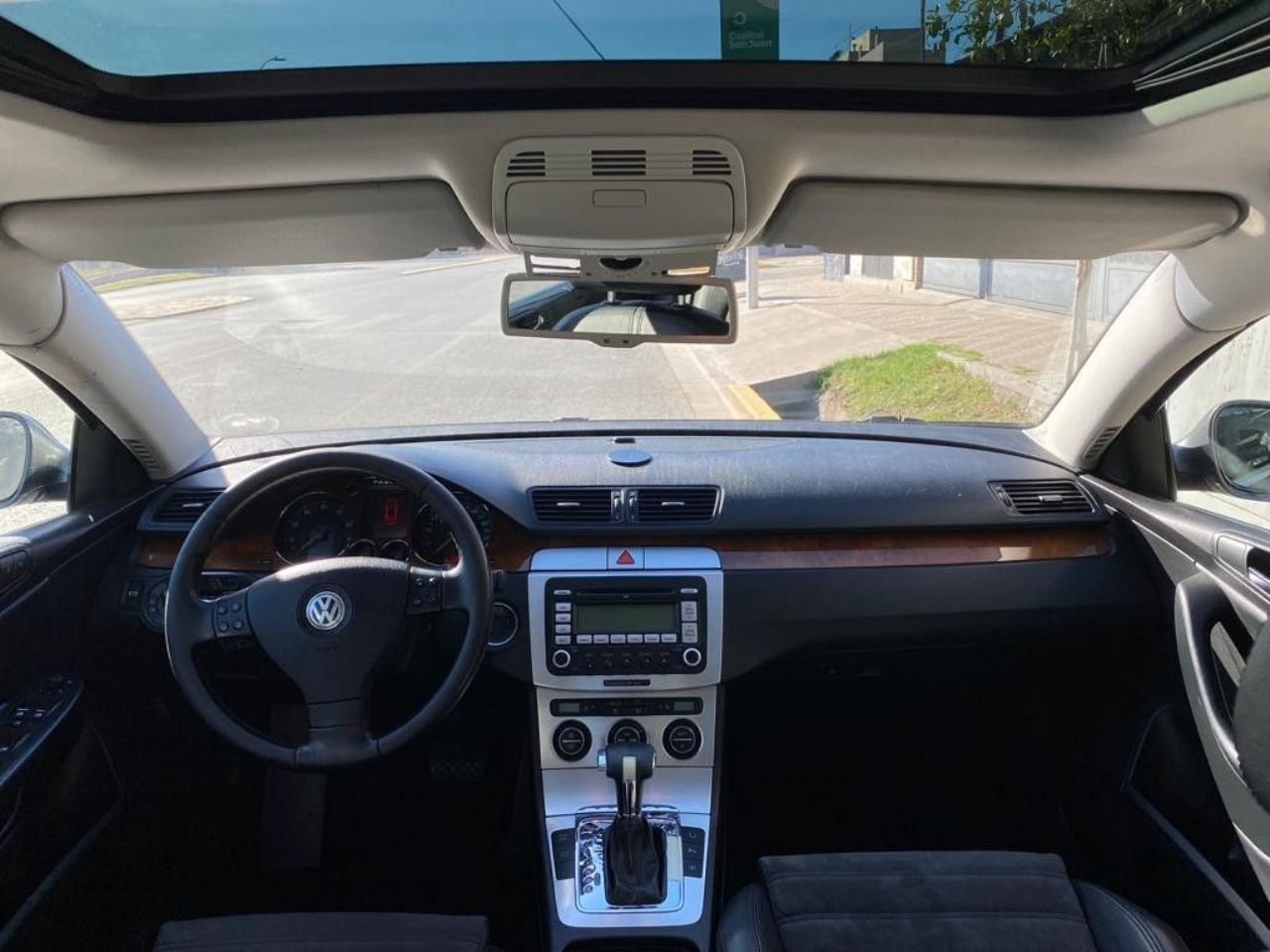 Volkswagen Passat Usado en San Juan, deRuedas