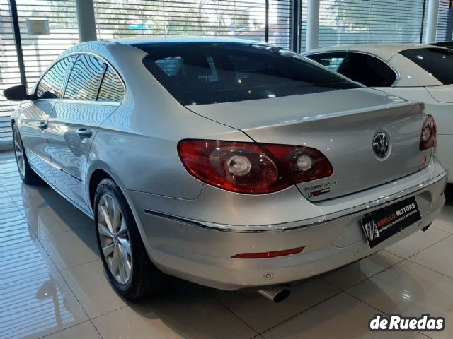 Volkswagen Passat Usado en Mendoza, deRuedas