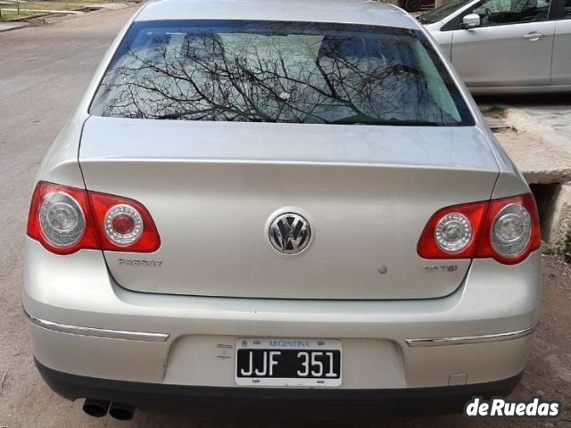 Volkswagen Passat Usado en Mendoza, deRuedas