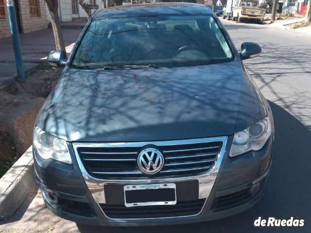 Volkswagen Passat Usado en Mendoza, deRuedas