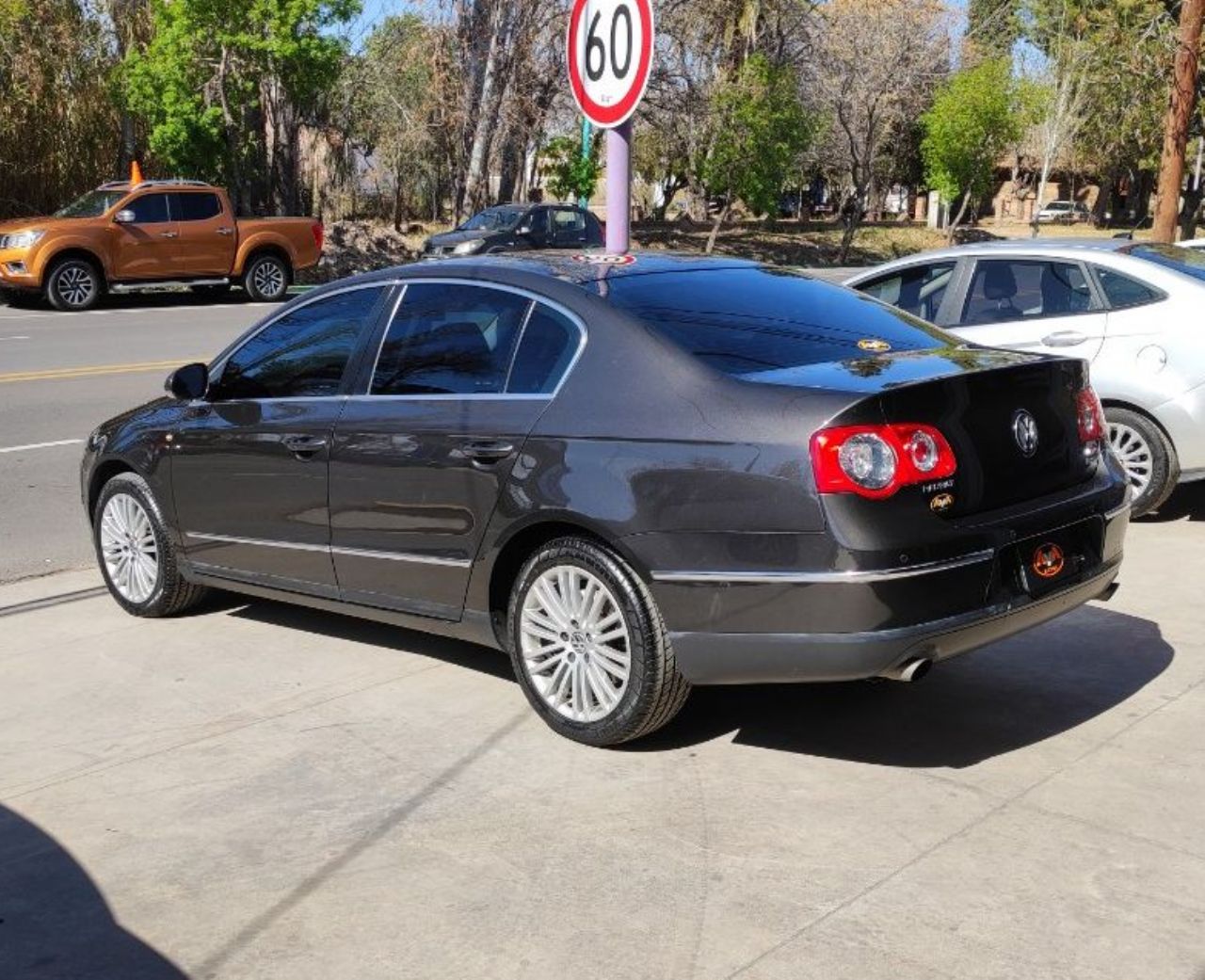 Volkswagen Passat Usado en Mendoza, deRuedas
