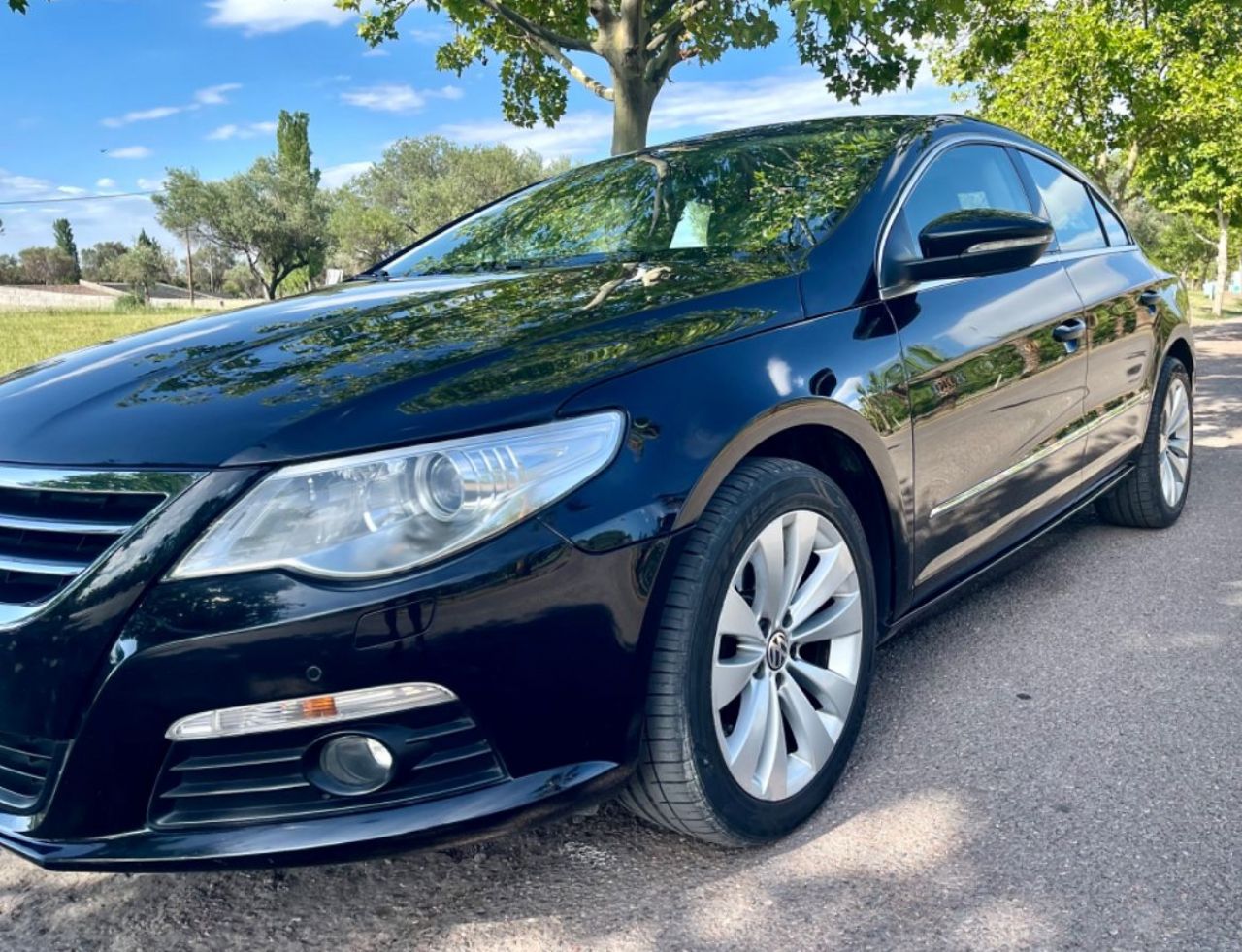 Volkswagen Passat Usado en Mendoza, deRuedas