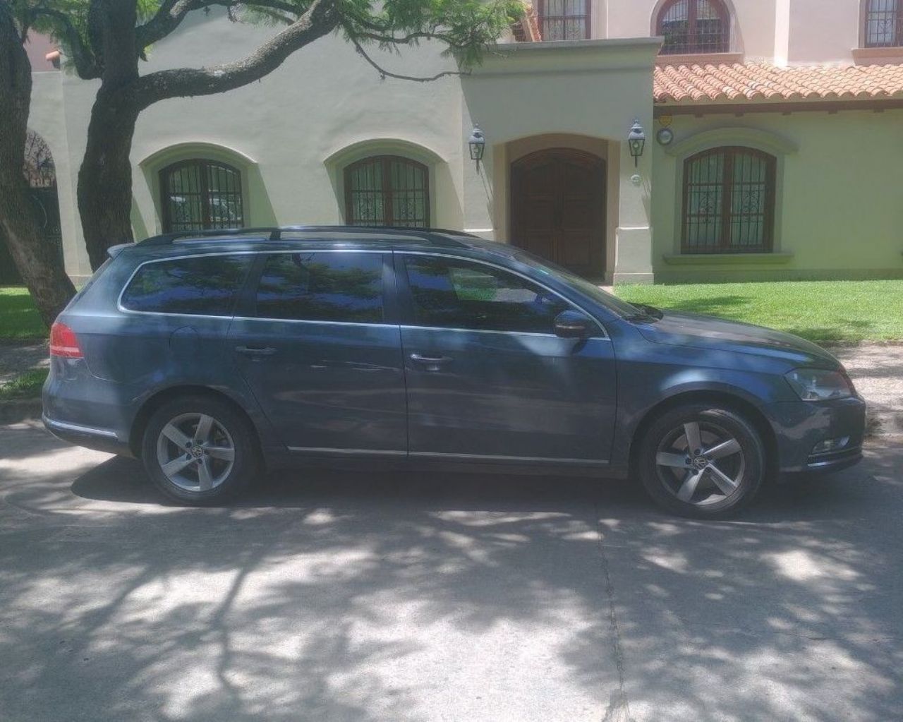 Volkswagen Passat Usado en Córdoba, deRuedas