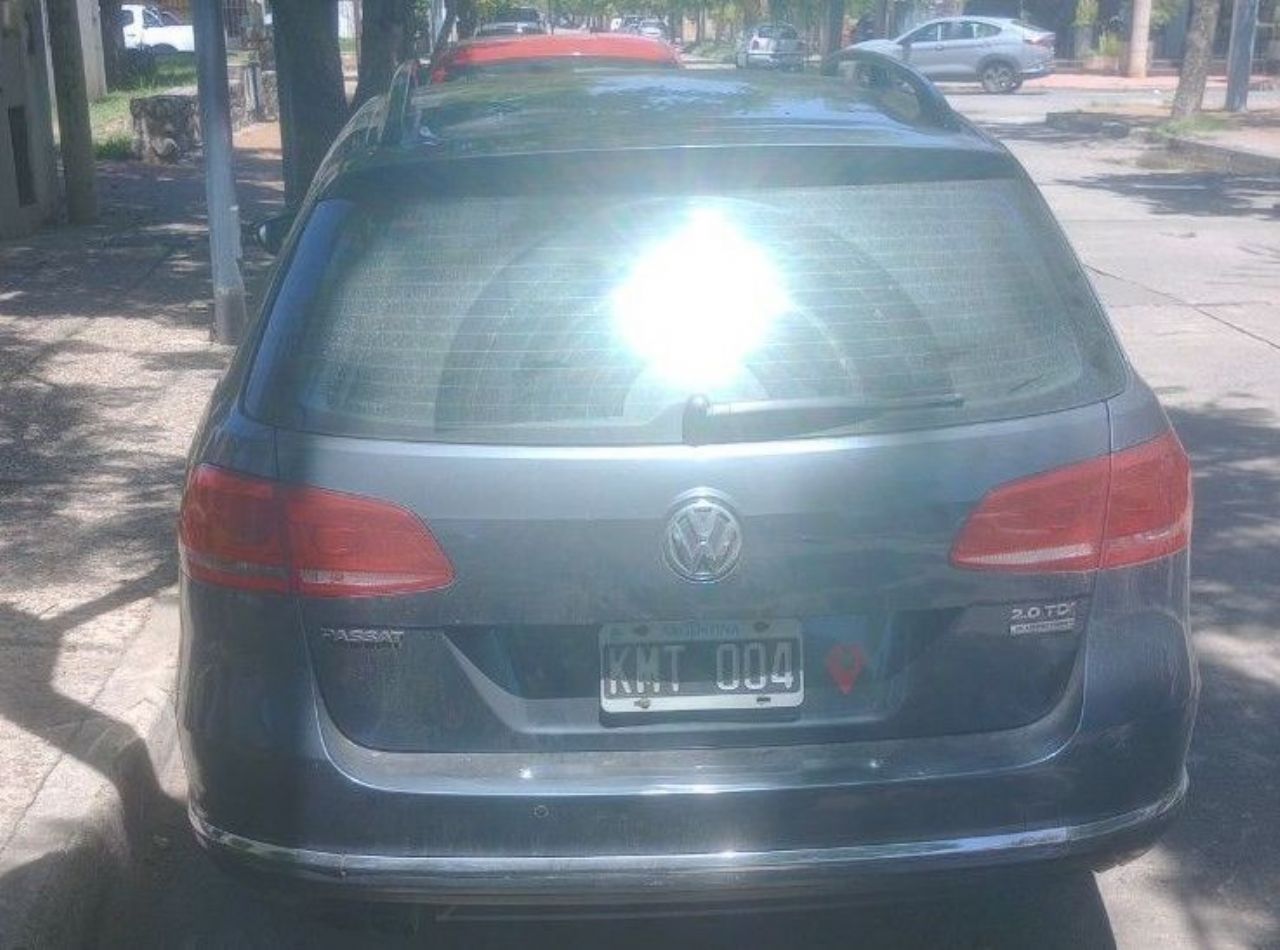 Volkswagen Passat Usado en Córdoba, deRuedas