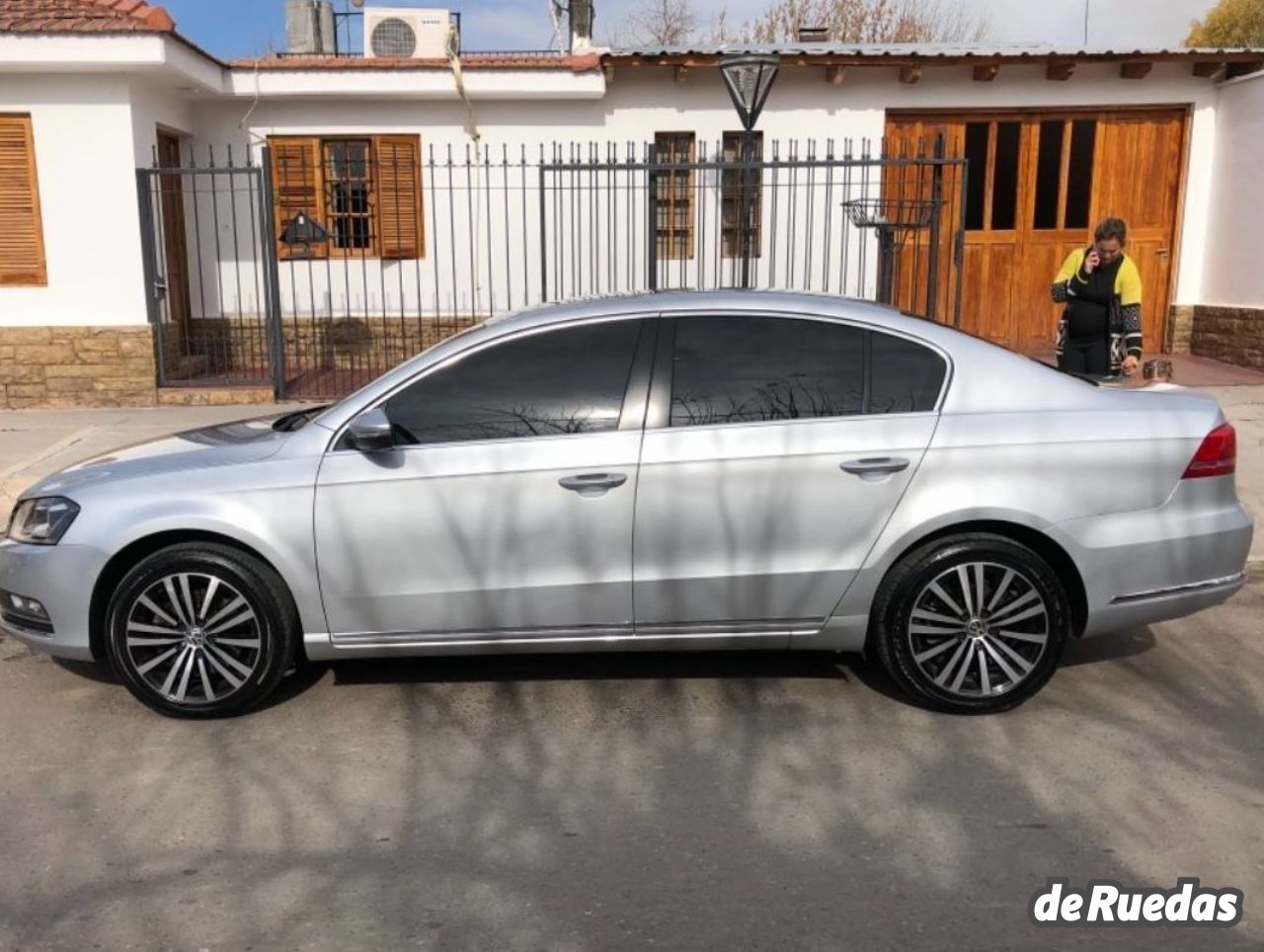 Volkswagen Passat Usado en Mendoza, deRuedas