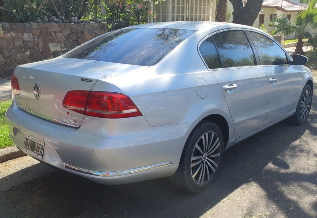 Volkswagen Passat Usado en Mendoza, deRuedas