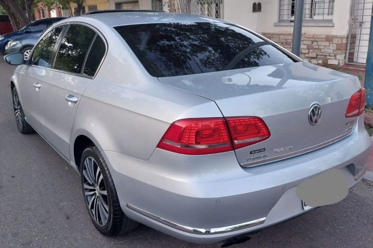 Volkswagen Passat Usado en Mendoza, deRuedas
