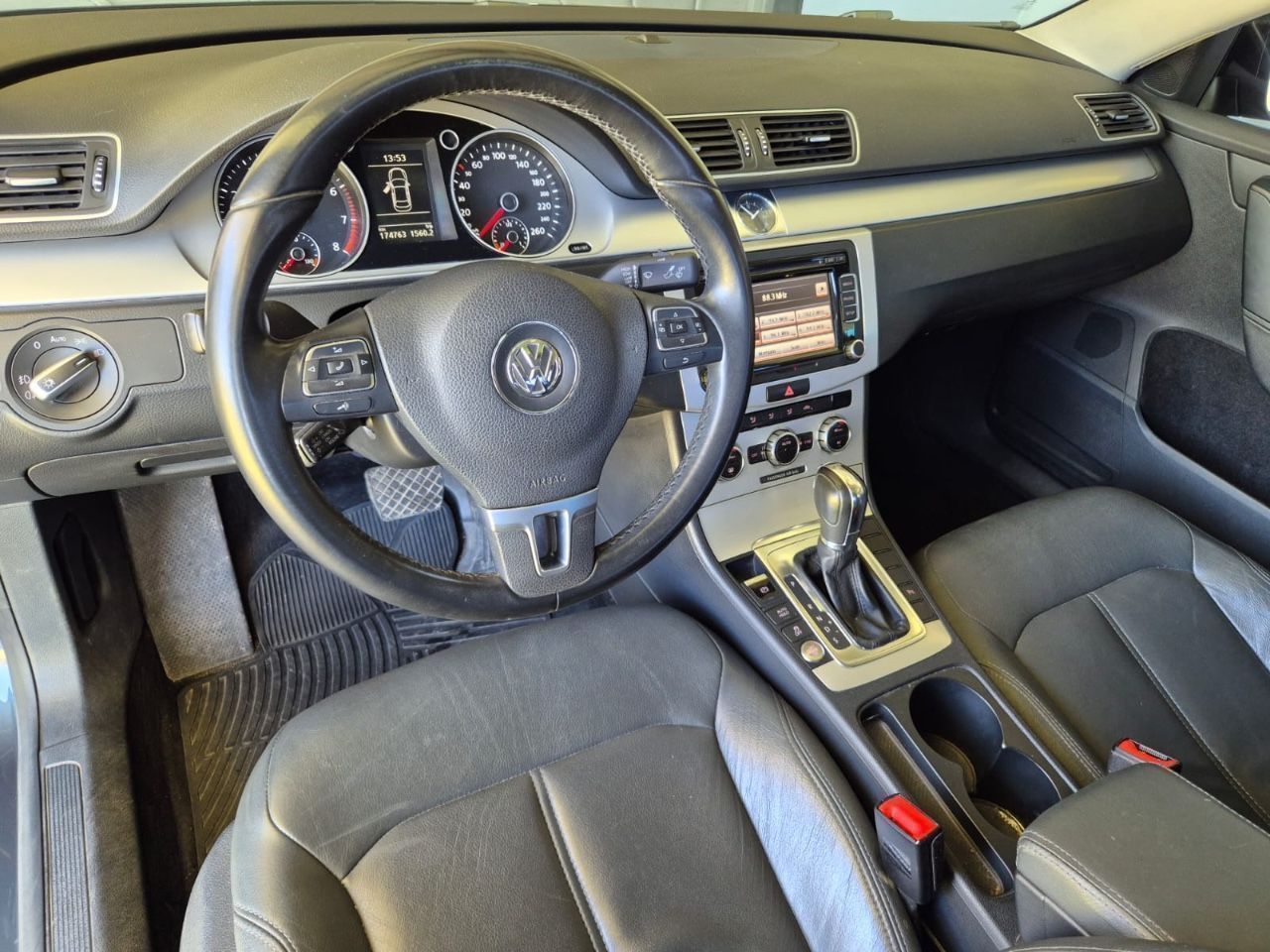 Volkswagen Passat Usado en Mendoza, deRuedas