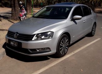 Volkswagen Passat Usado en Mendoza