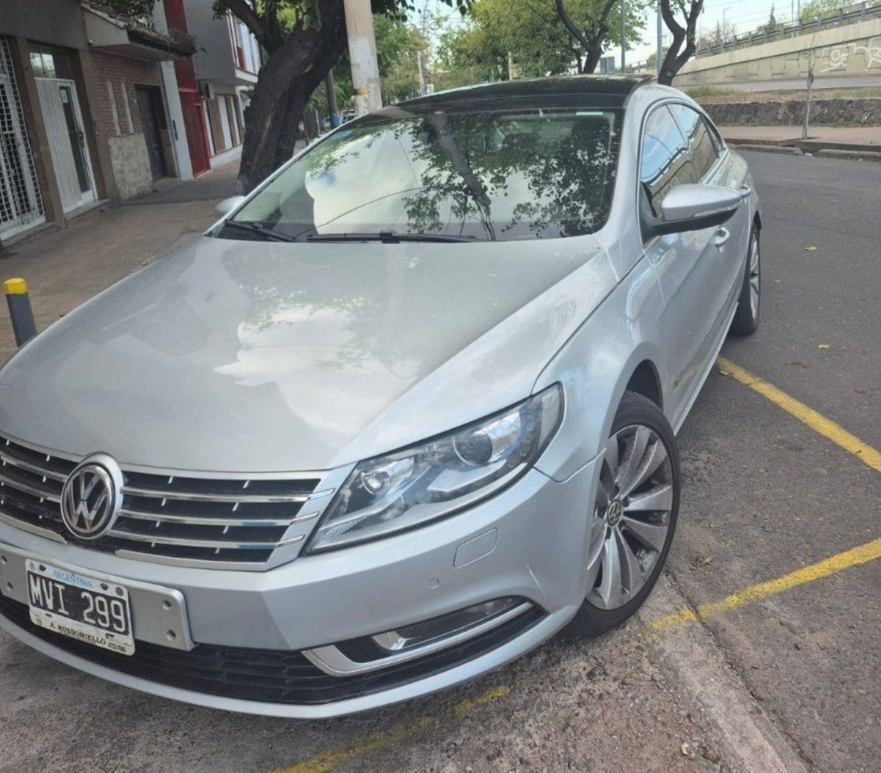 Volkswagen Passat Usado en Mendoza, deRuedas