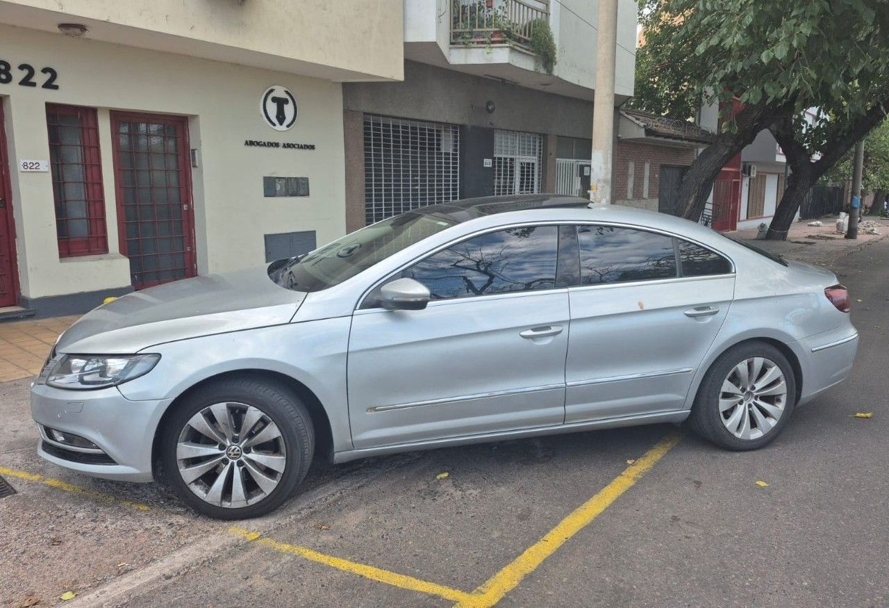 Volkswagen Passat Usado en Mendoza, deRuedas
