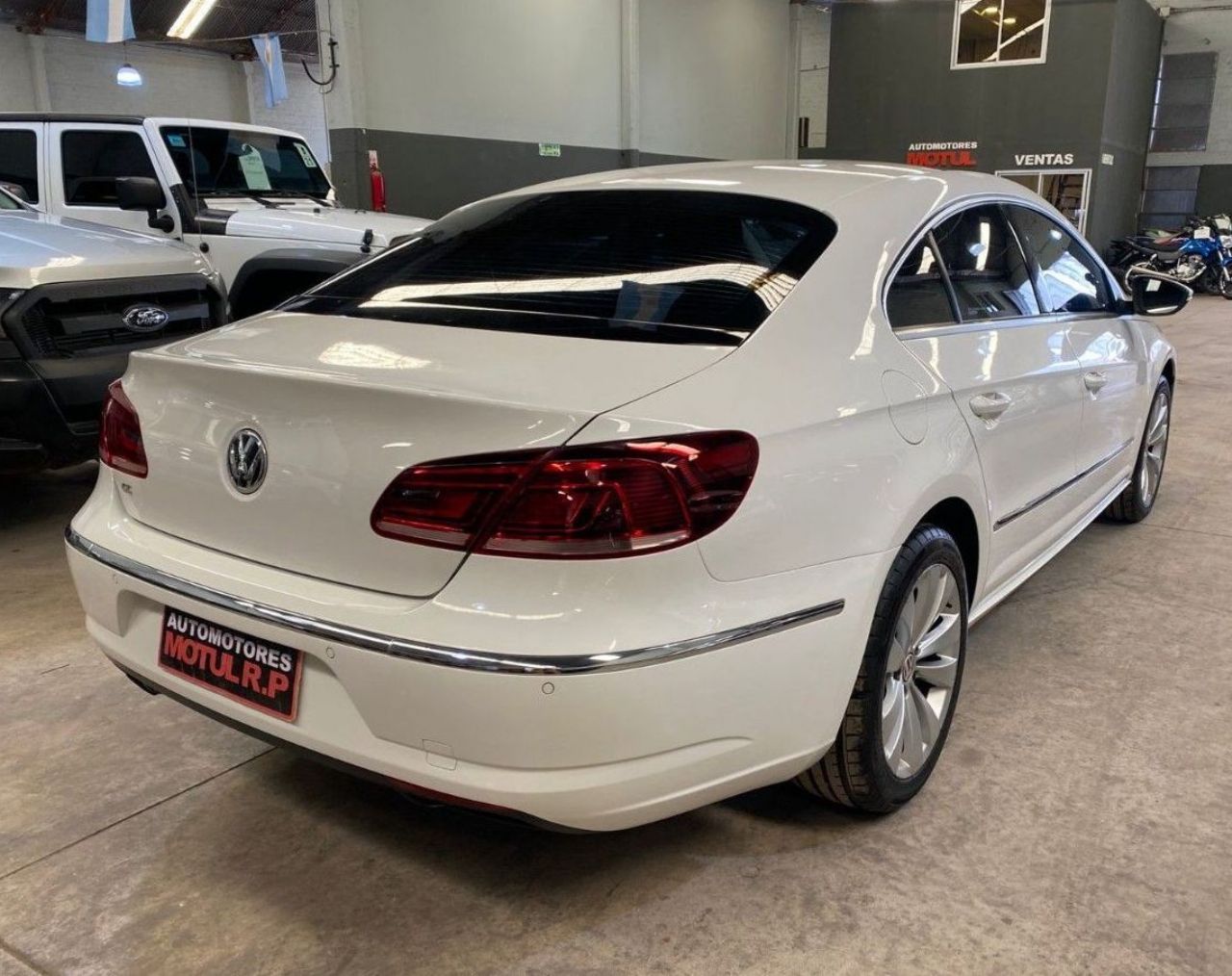 Volkswagen Passat Usado en Mendoza, deRuedas