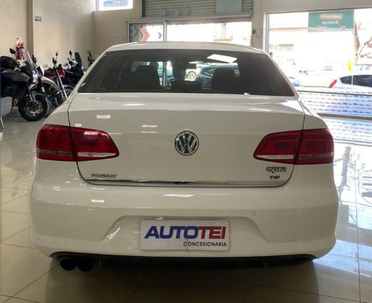 Volkswagen Passat Usado Financiado en Córdoba, deRuedas