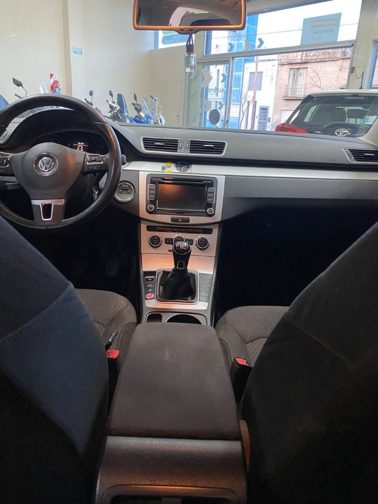 Volkswagen Passat Usado Financiado en Córdoba, deRuedas