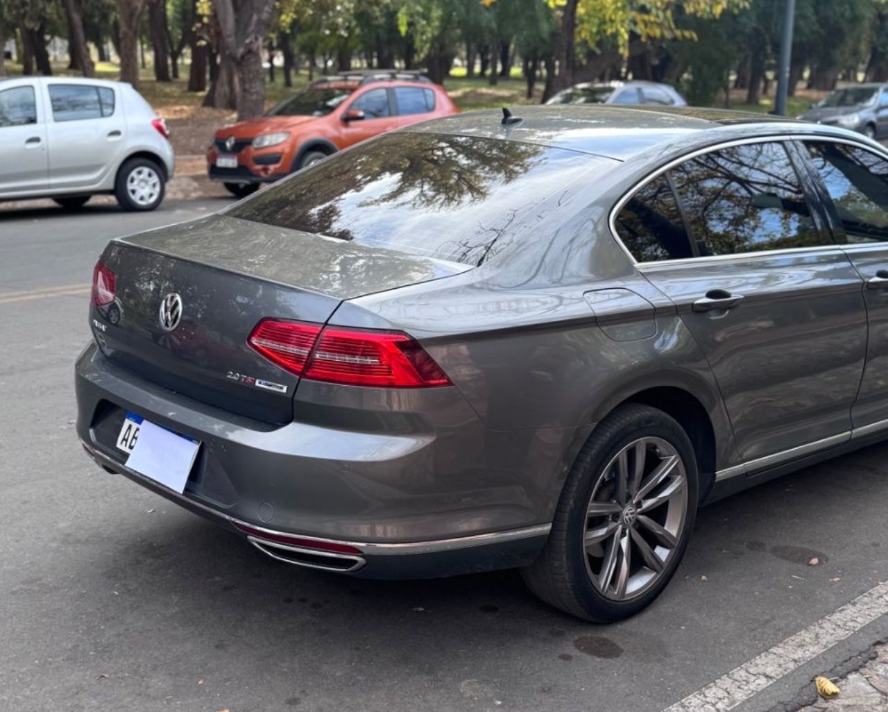 Volkswagen Passat Usado en Mendoza, deRuedas