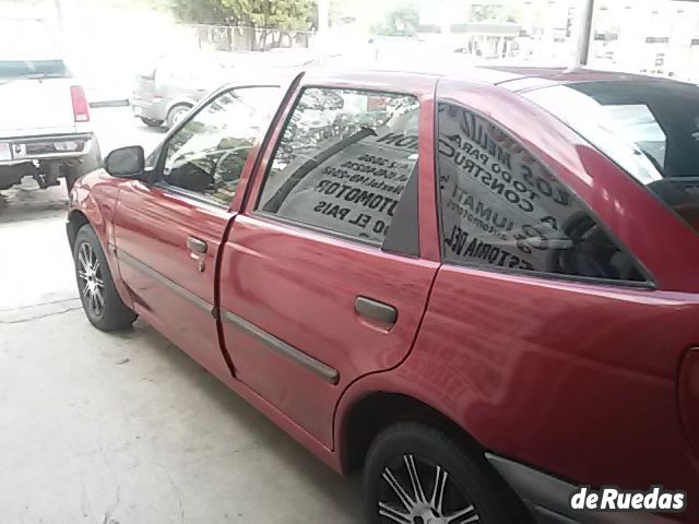 Volkswagen Pointer Usado en Mendoza, deRuedas