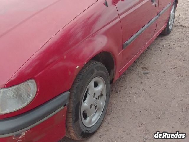 Volkswagen Pointer Usado en Mendoza, deRuedas