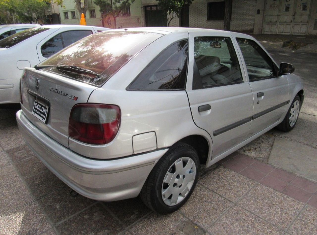 Volkswagen Pointer Usado en Mendoza, deRuedas