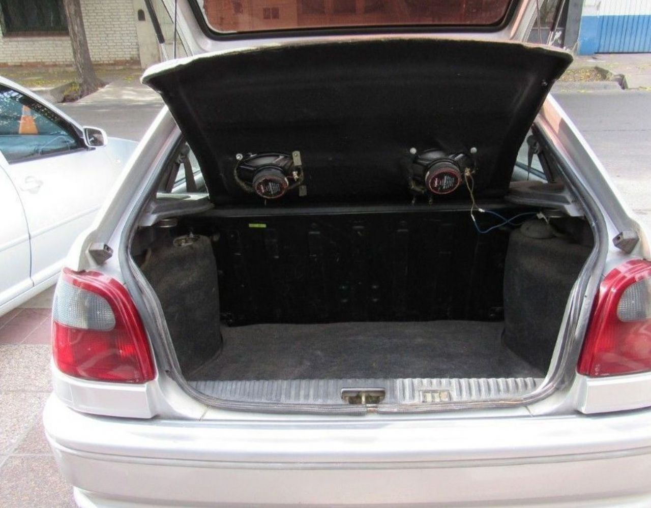 Volkswagen Pointer Usado en Mendoza, deRuedas