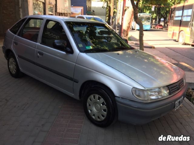 Volkswagen Pointer Usado en Mendoza, deRuedas