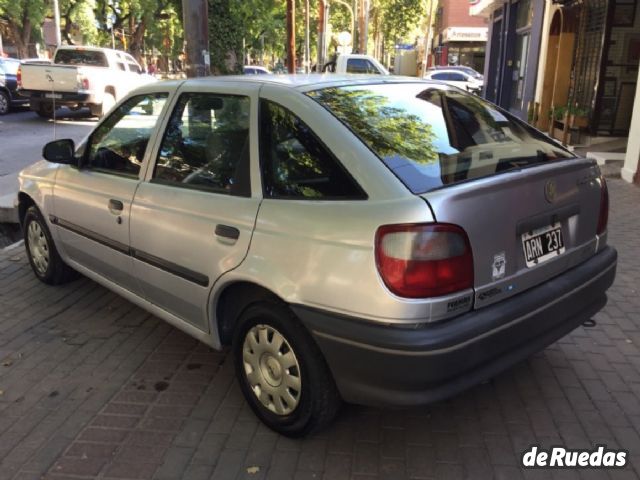 Volkswagen Pointer Usado en Mendoza, deRuedas