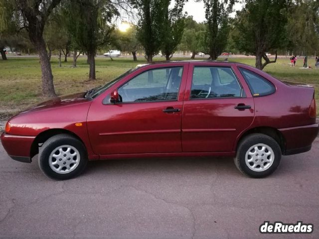 Volkswagen Polo Usado en Mendoza, deRuedas