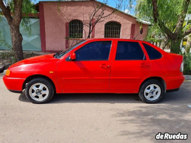 Volkswagen Polo Usado en Mendoza, deRuedas