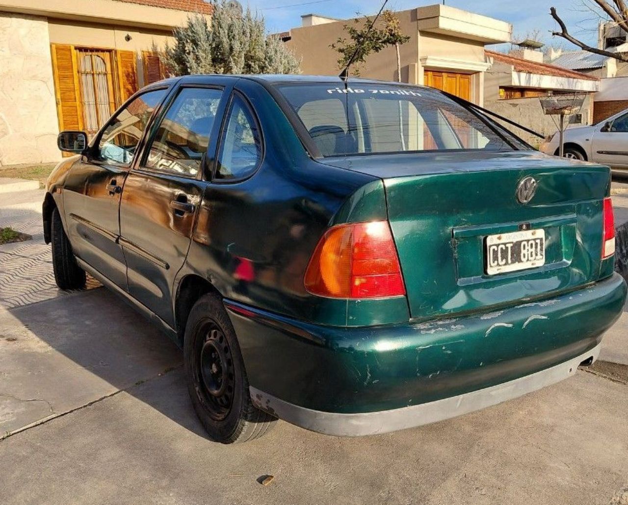 Volkswagen Polo Usado en Mendoza, deRuedas