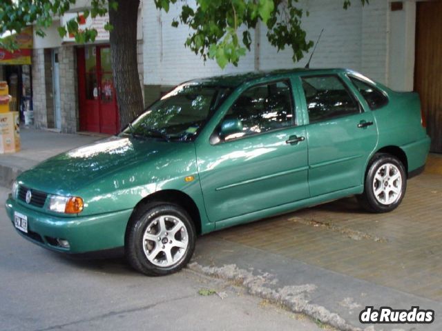 Volkswagen Polo Usado en Mendoza, deRuedas
