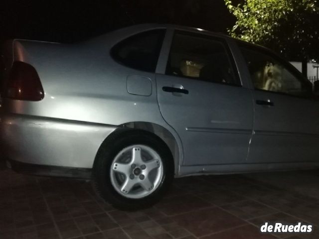 Volkswagen Polo Usado en Mendoza, deRuedas