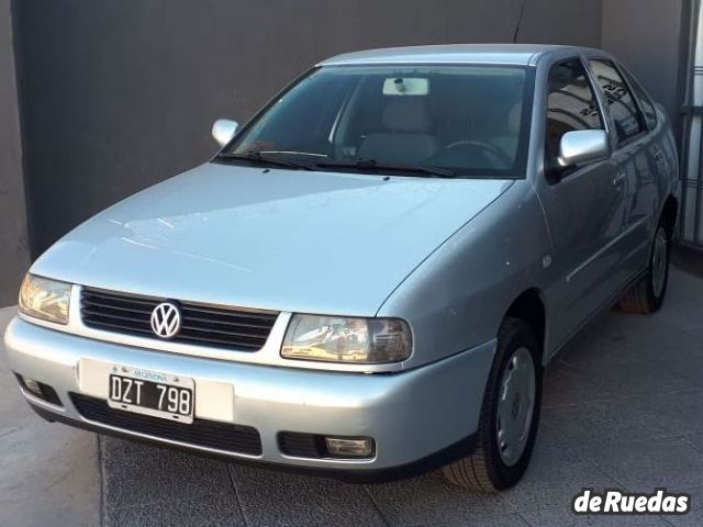 Volkswagen Polo Usado en Mendoza, deRuedas