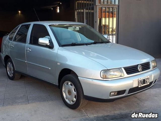 Volkswagen Polo Usado en Mendoza, deRuedas