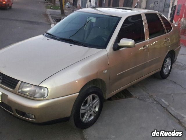 Volkswagen Polo Usado en Mendoza, deRuedas