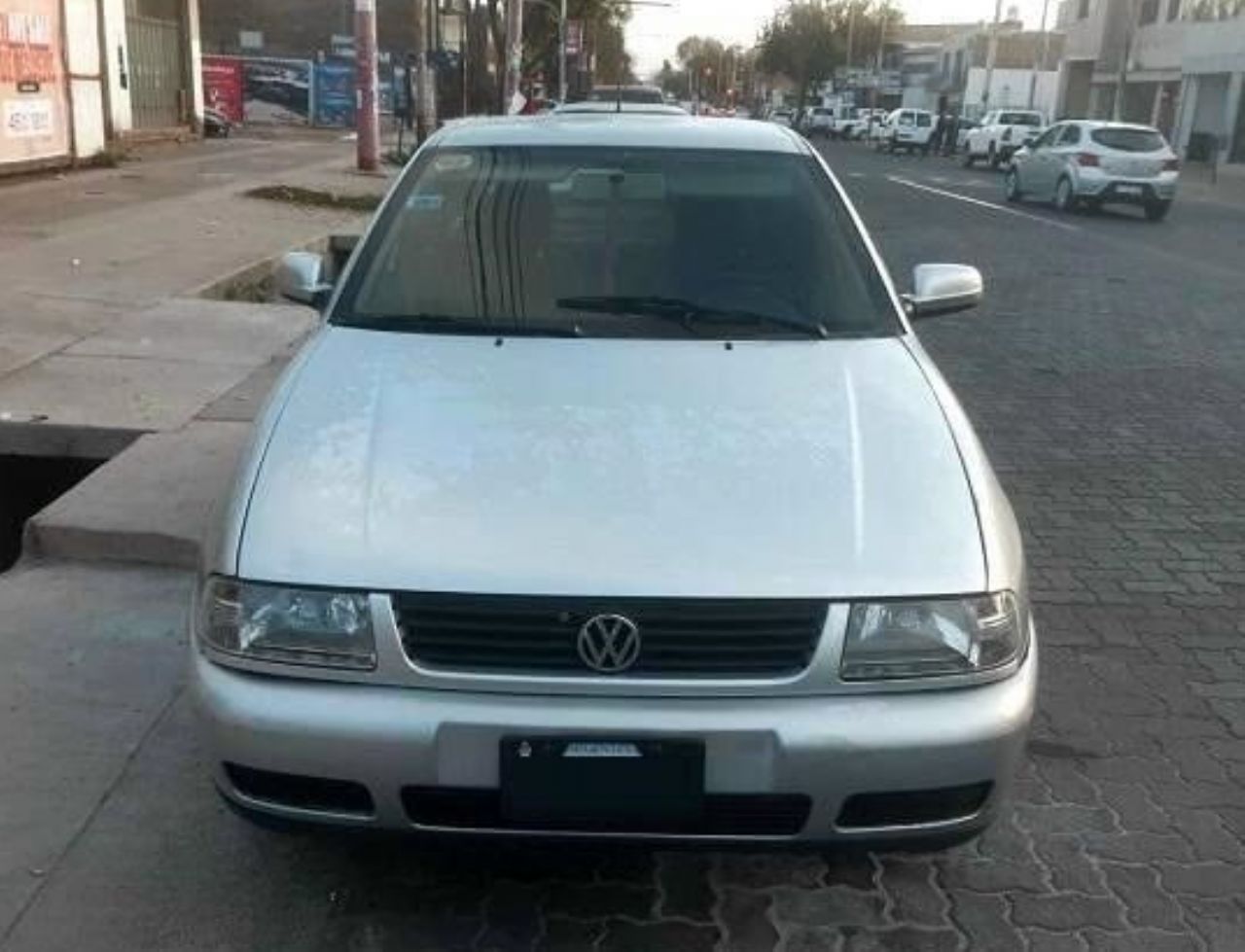 Volkswagen Polo Usado en Mendoza, deRuedas