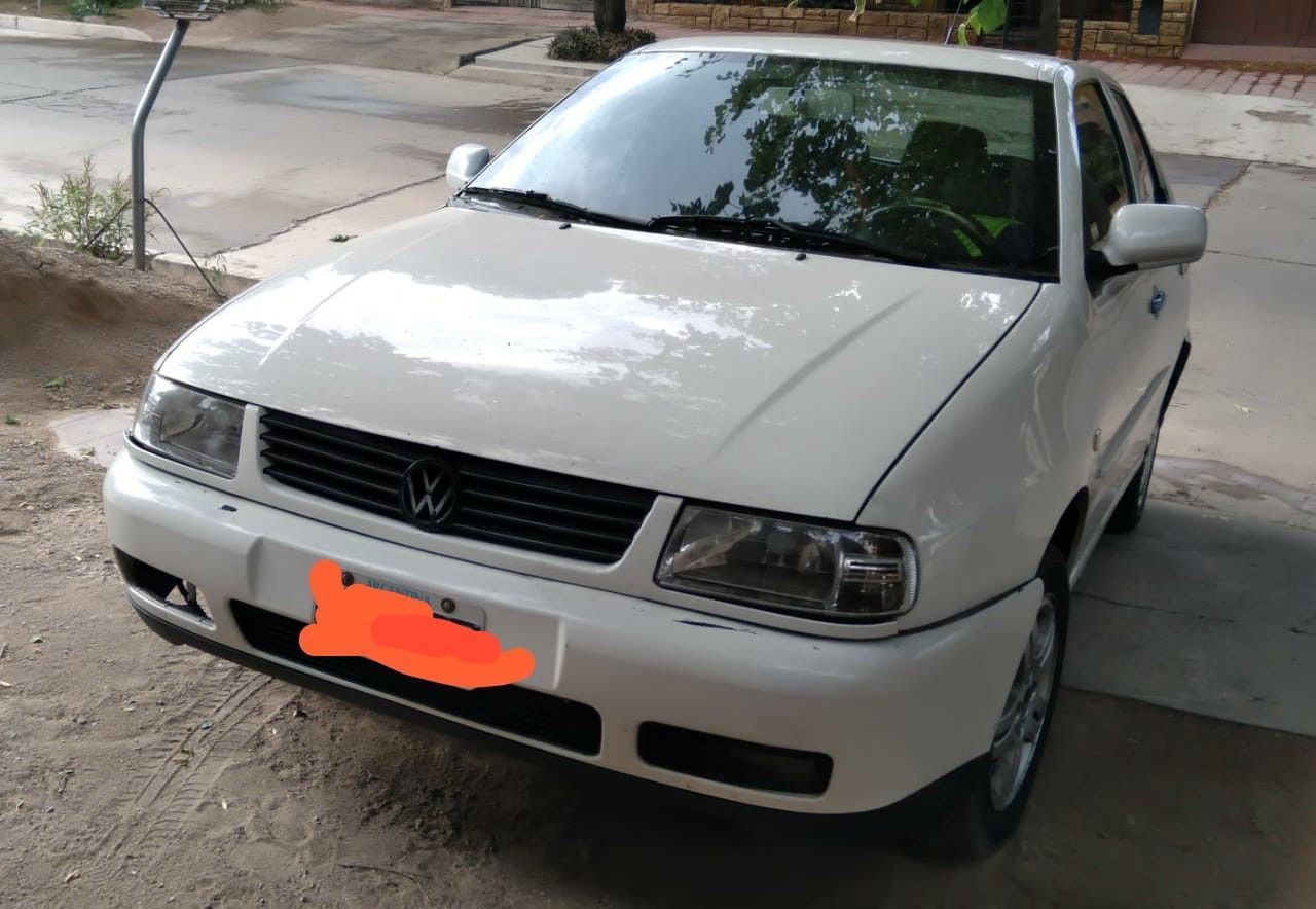 Volkswagen Polo Usado en Mendoza, deRuedas