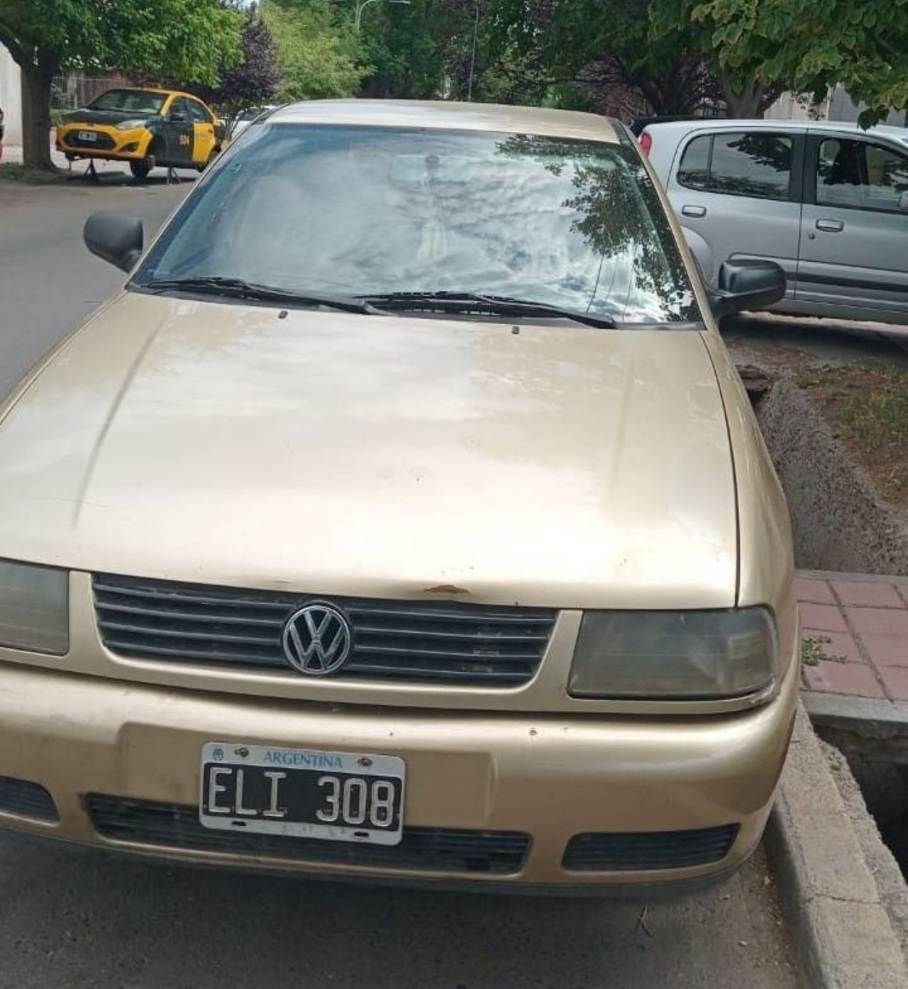 Volkswagen Polo Usado en Mendoza, deRuedas