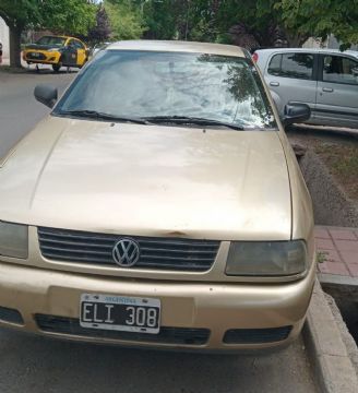 Volkswagen Polo Usado en Mendoza